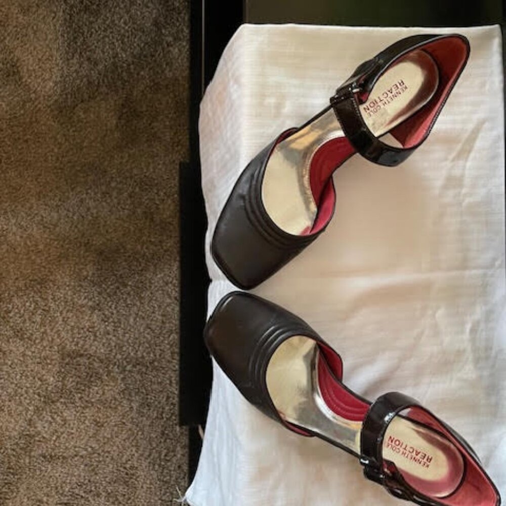 WOMEN SHOES